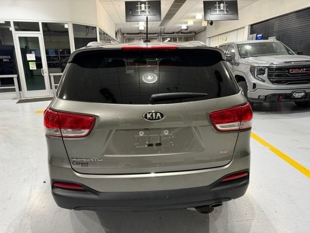 2017 Kia Sorento 2.4L LX
