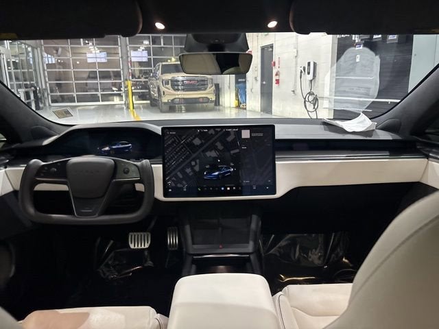 2022 Tesla Model S Plaid