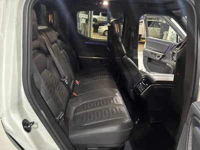 2023 RIVIAN R1T Adventure