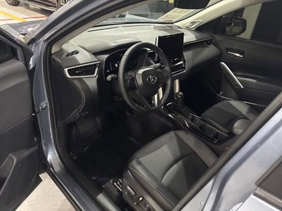 2025 Toyota Corolla Cross XLE