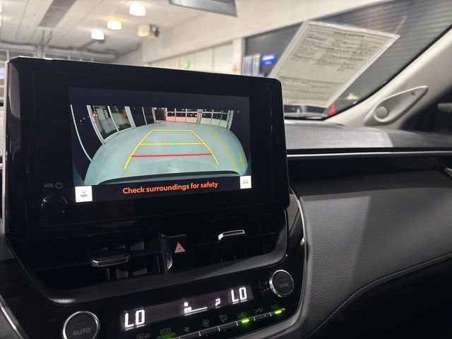 2025 Toyota Corolla Cross XLE