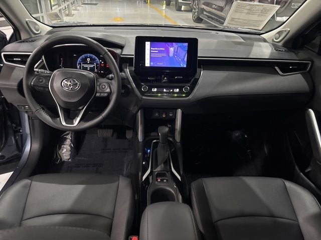 2025 Toyota Corolla Cross XLE