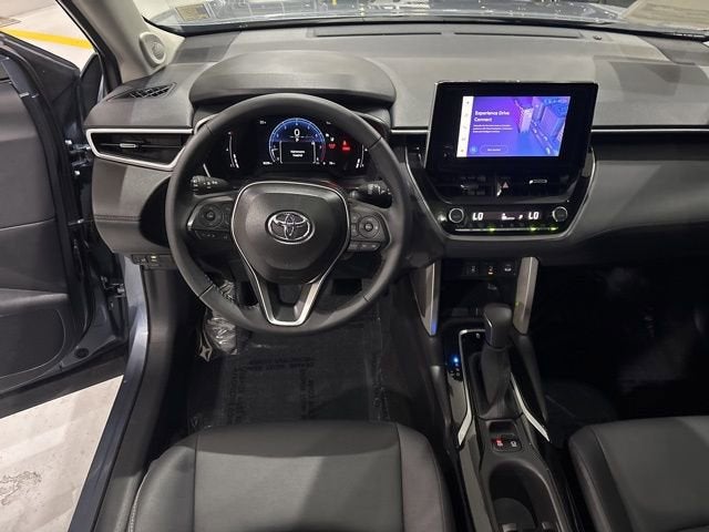 2025 Toyota Corolla Cross XLE