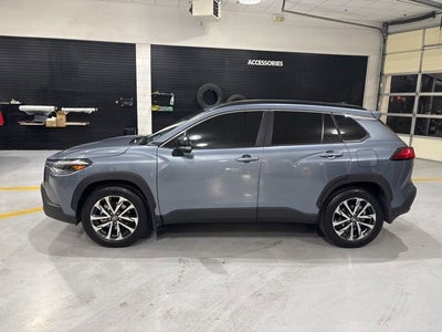 2025 Toyota Corolla Cross XLE