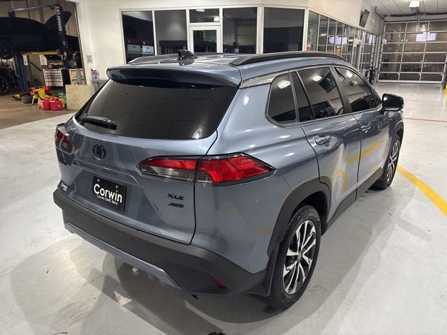 2025 Toyota Corolla Cross XLE