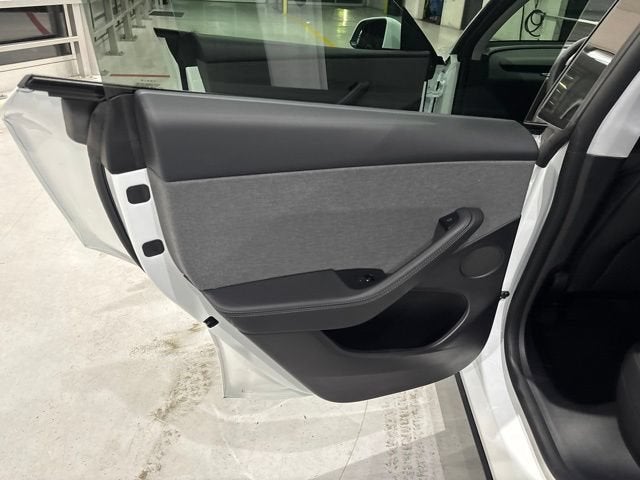 2026 Tesla Model Y Long Range
