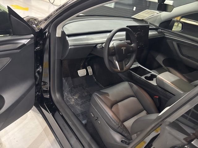 2024 Tesla Model Y Performance