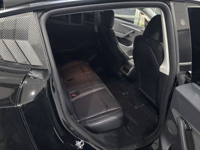 2024 Tesla Model Y Performance