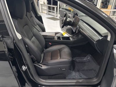 2024 Tesla Model Y Performance