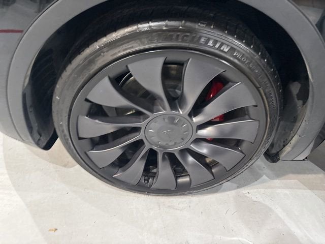 2024 Tesla Model Y Performance