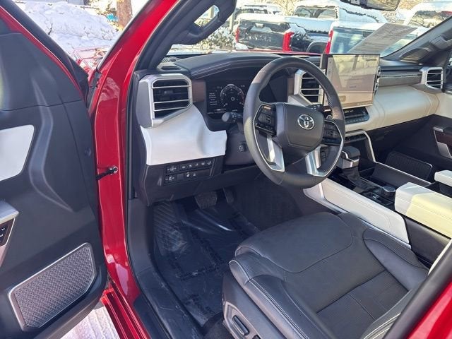 2024 Toyota Sequoia Capstone