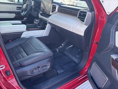 2024 Toyota Sequoia Capstone