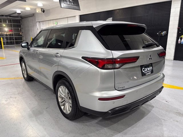 2023 Mitsubishi Outlander ES 2.5 S-AWC