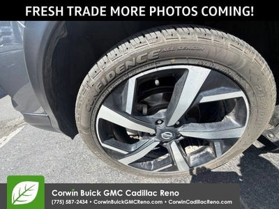2022 Nissan Rogue Sport SL AWD Xtronic CVT