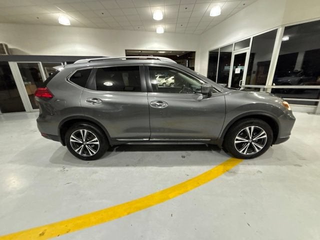 2017 Nissan Rogue SL