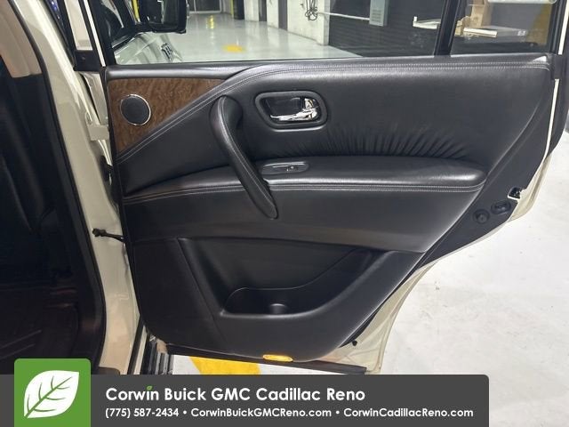 2016 INFINITI QX80 Base