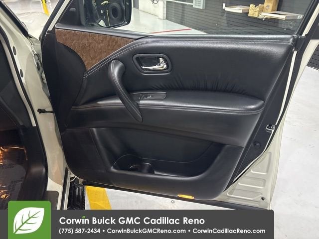 2016 INFINITI QX80 Base