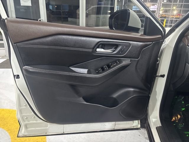 2023 Nissan Rogue SL Intelligent AWD