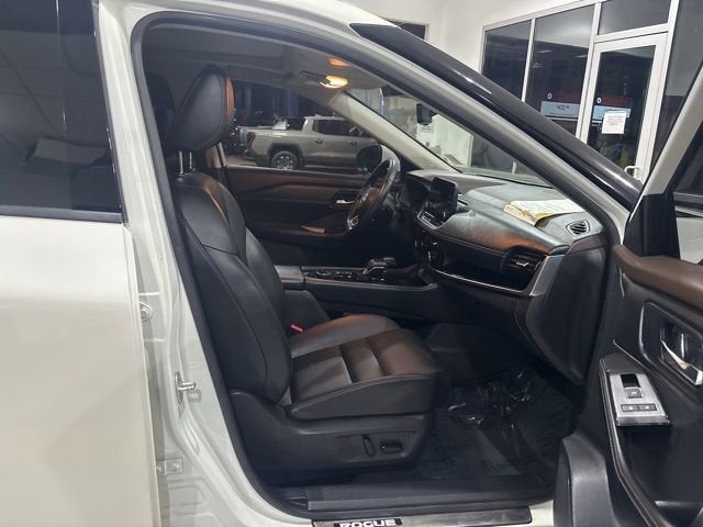 2023 Nissan Rogue SL Intelligent AWD