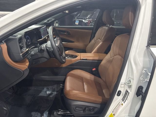 2025 Toyota Crown Signia Limited