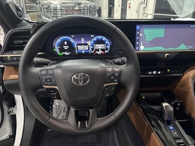 2025 Toyota Crown Signia Limited