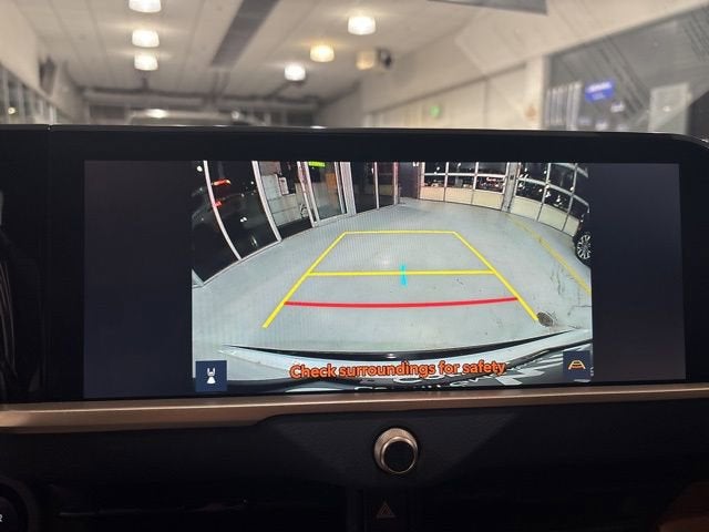 2025 Toyota Crown Signia Limited