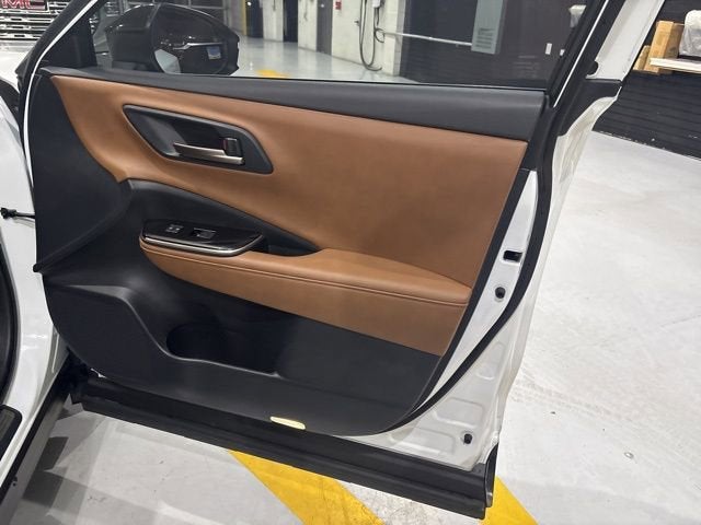 2025 Toyota Crown Signia Limited