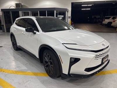 2025 Toyota Crown Signia Limited