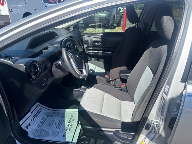 2016 Toyota Prius c Four