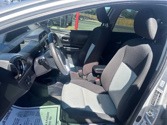 2016 Toyota Prius c Four