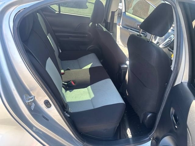 2016 Toyota Prius c Four