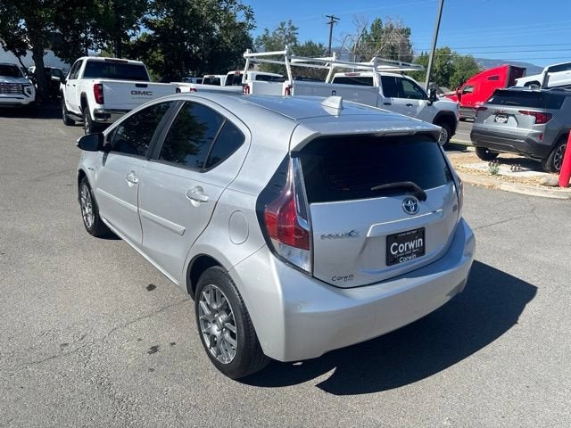 2016 Toyota Prius c Four