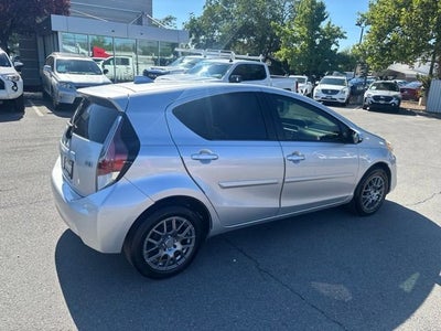 2016 Toyota Prius c Four