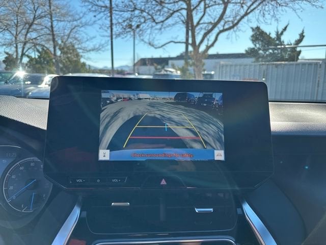 2024 Toyota Venza XLE