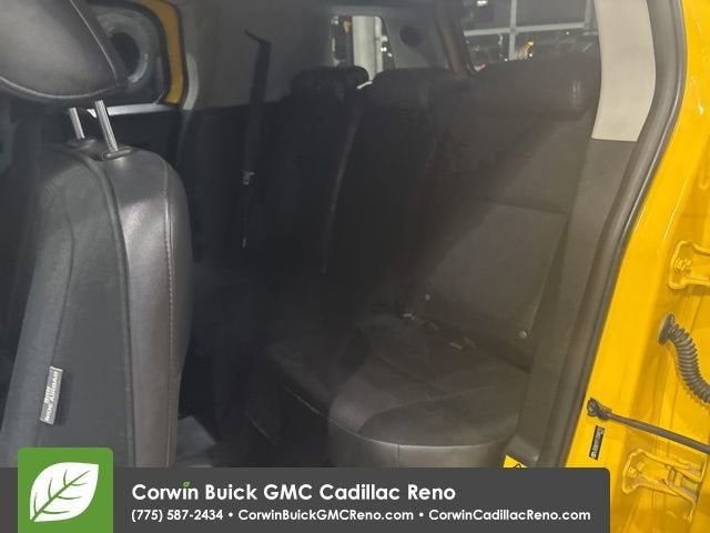 2007 Toyota FJ Cruiser BASE