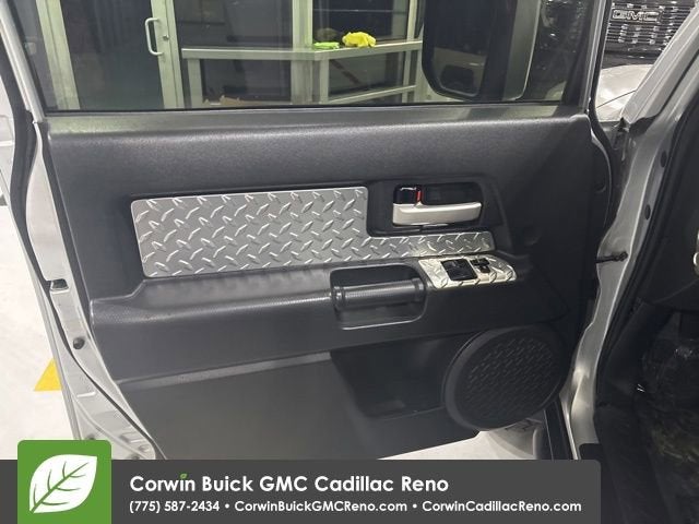 2007 Toyota FJ Cruiser BASE