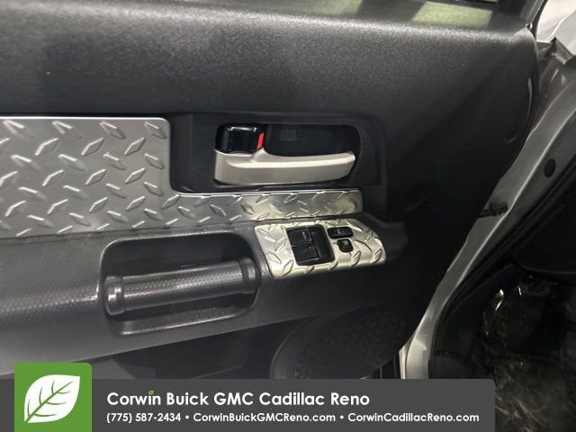 2007 Toyota FJ Cruiser BASE