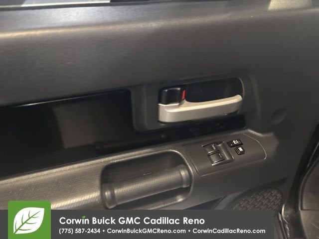 2007 Toyota FJ Cruiser BASE