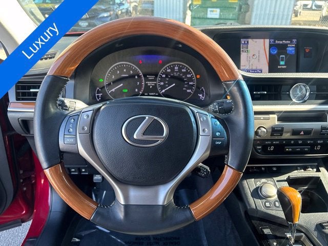 2013 Lexus ES 300h Hybrid
