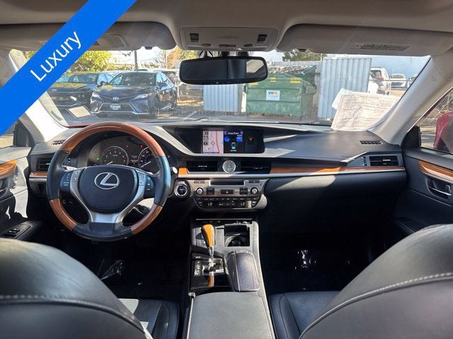 2013 Lexus ES 300h Hybrid