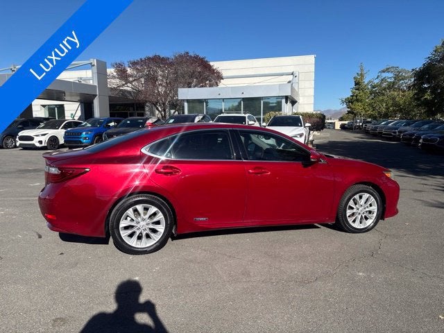 2013 Lexus ES 300h Hybrid