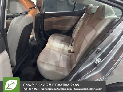 2017 Hyundai Elantra SE