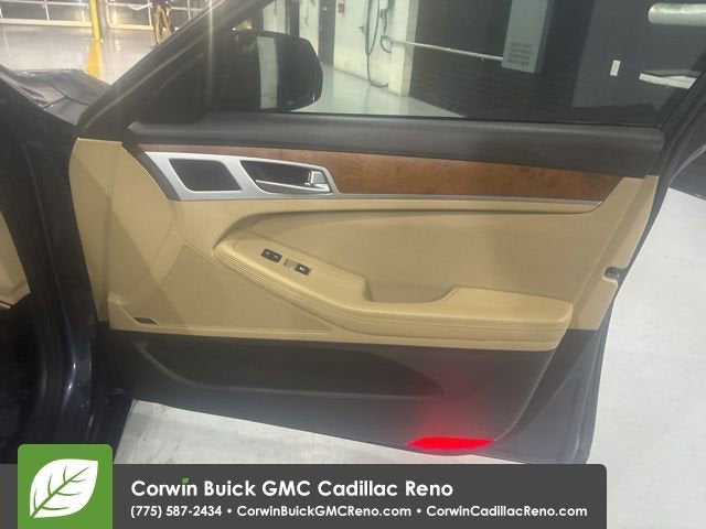 2015 Hyundai Genesis 3.8