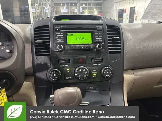 2012 Kia Sedona LX