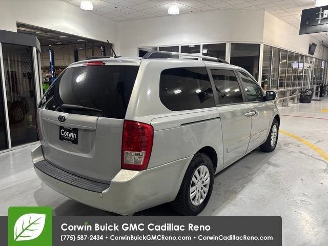 2012 Kia Sedona LX