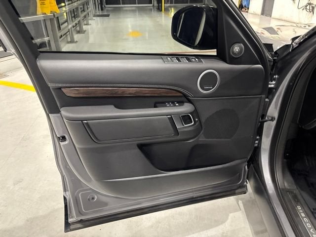 2024 Land Rover Discovery P360 Dynamic SE