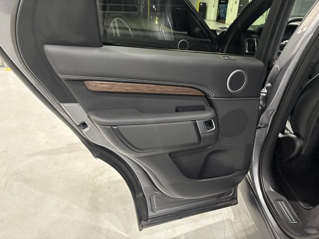 2024 Land Rover Discovery P360 Dynamic SE
