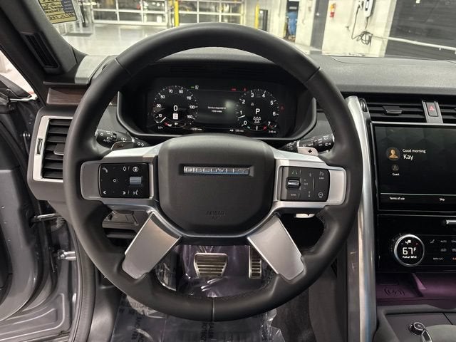 2024 Land Rover Discovery P360 Dynamic SE