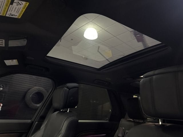 2024 Land Rover Discovery P360 Dynamic SE
