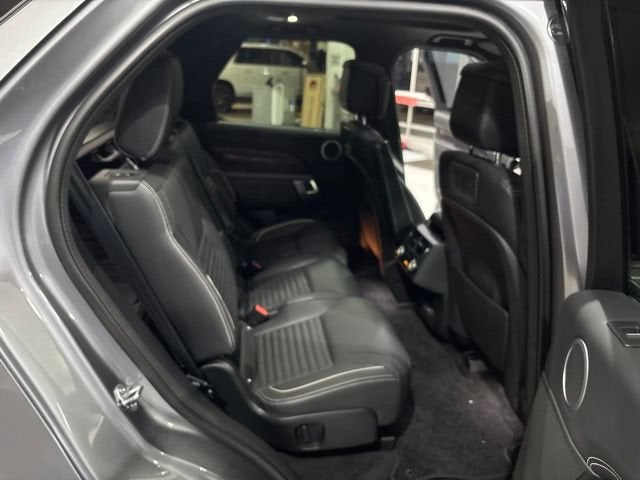 2024 Land Rover Discovery P360 Dynamic SE